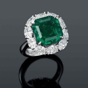 Elizabeth Taylor Bulgari Emerald Ring